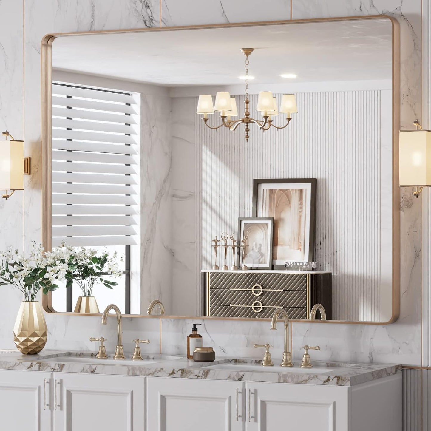 🪞 Rectangle Wall Mirror – Stylish & Flexible Mounting ✨